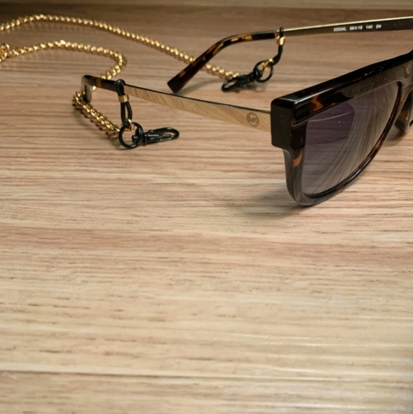 Cowabunga Cords Facemask Chain w/ Sunglass Holder - Picture 4 of 5